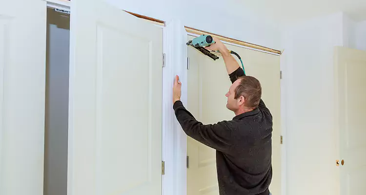 Top Rated Door Fixing ServiceFixing Garage Door Track in Ocoee, FL