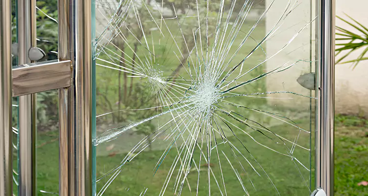 Frameless Glass Door Repair at Home in Ocoee, FL