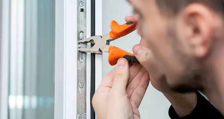 Patio Door Latch Repair in Ocoee, FL