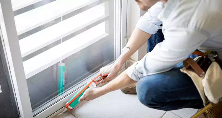 Dap Window Caulk Repair in Ocoee, FL